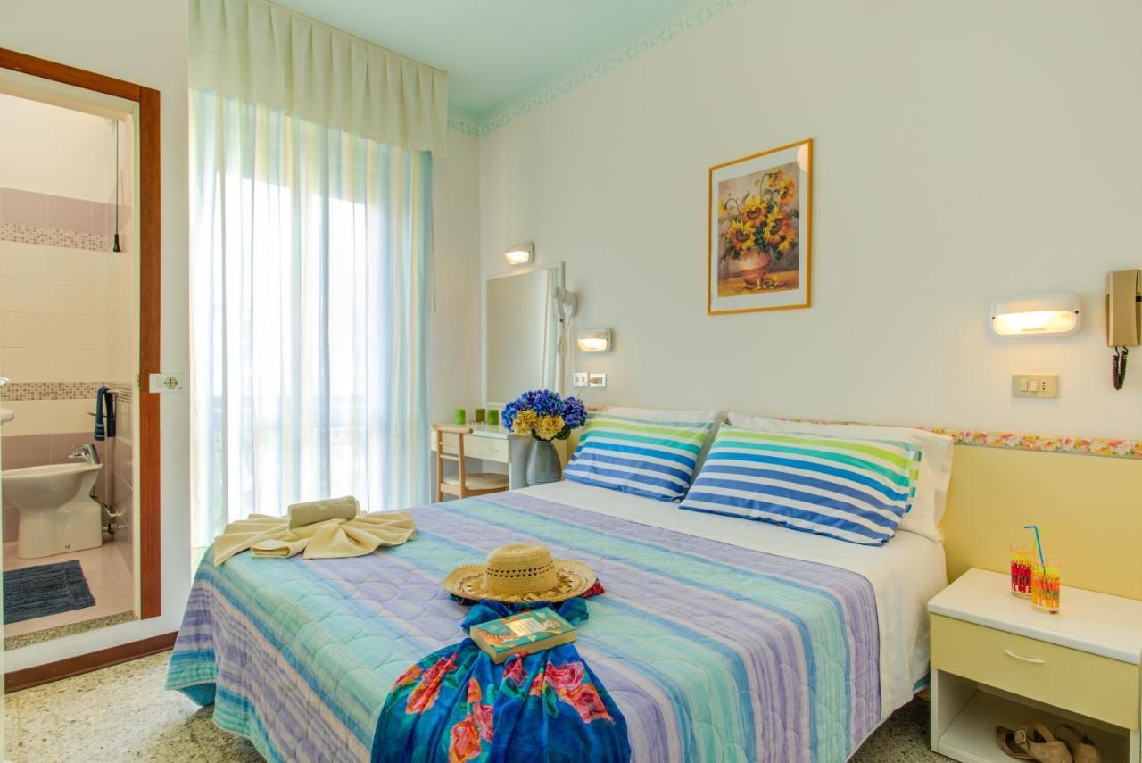 Hotel Puppi Cattolica Exterior photo